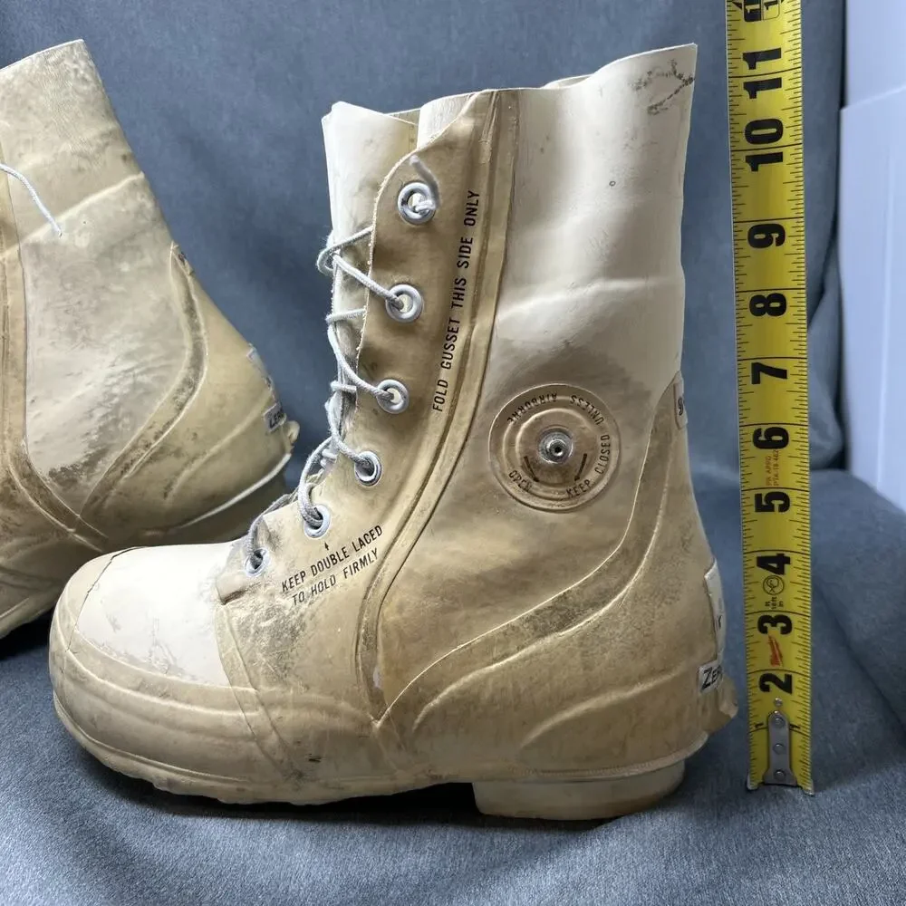 1980s Vintage US Military Mickey Mouse Bunny Boots Men's 9R Extreme Weather READ